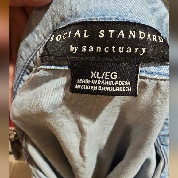 Chambray Button Down - Picture 3 of 3